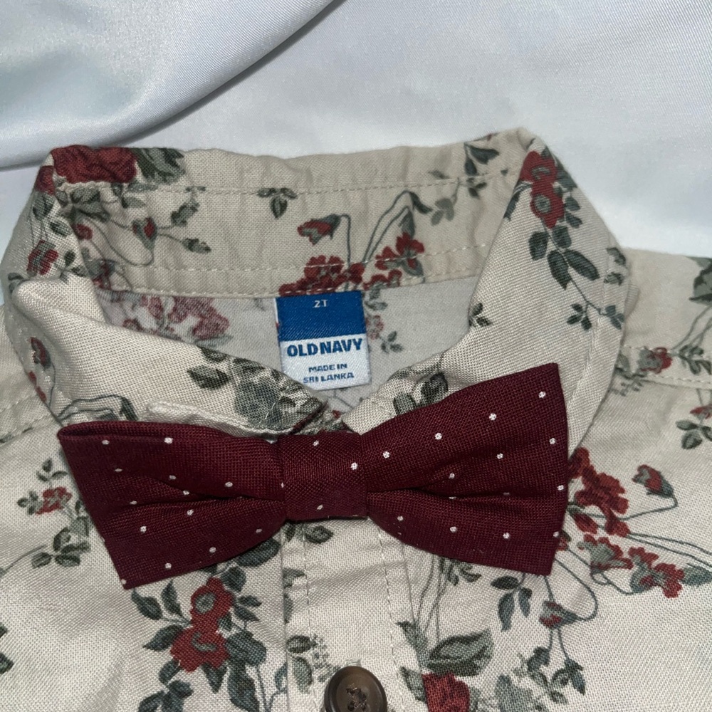Old Navy Floral Shirt with Maroon Bow Tie 2t